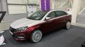 Сергей Колясников: До слёз. Lada Aura с двухцветным кузовом в стиле Maybach представили в Москве