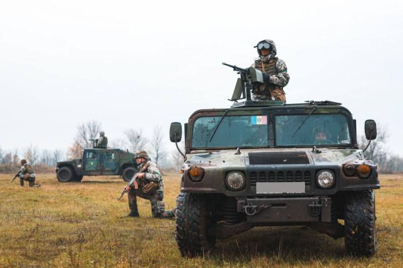 Денег нет, но учения по расписанию