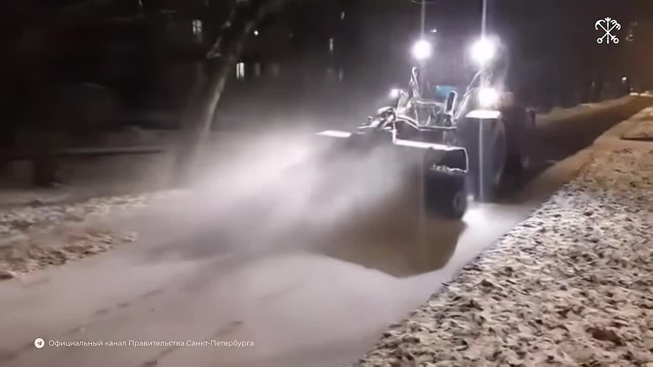 За ночь на ЗСД высыпали более 130 тонн противогололедных материалов
