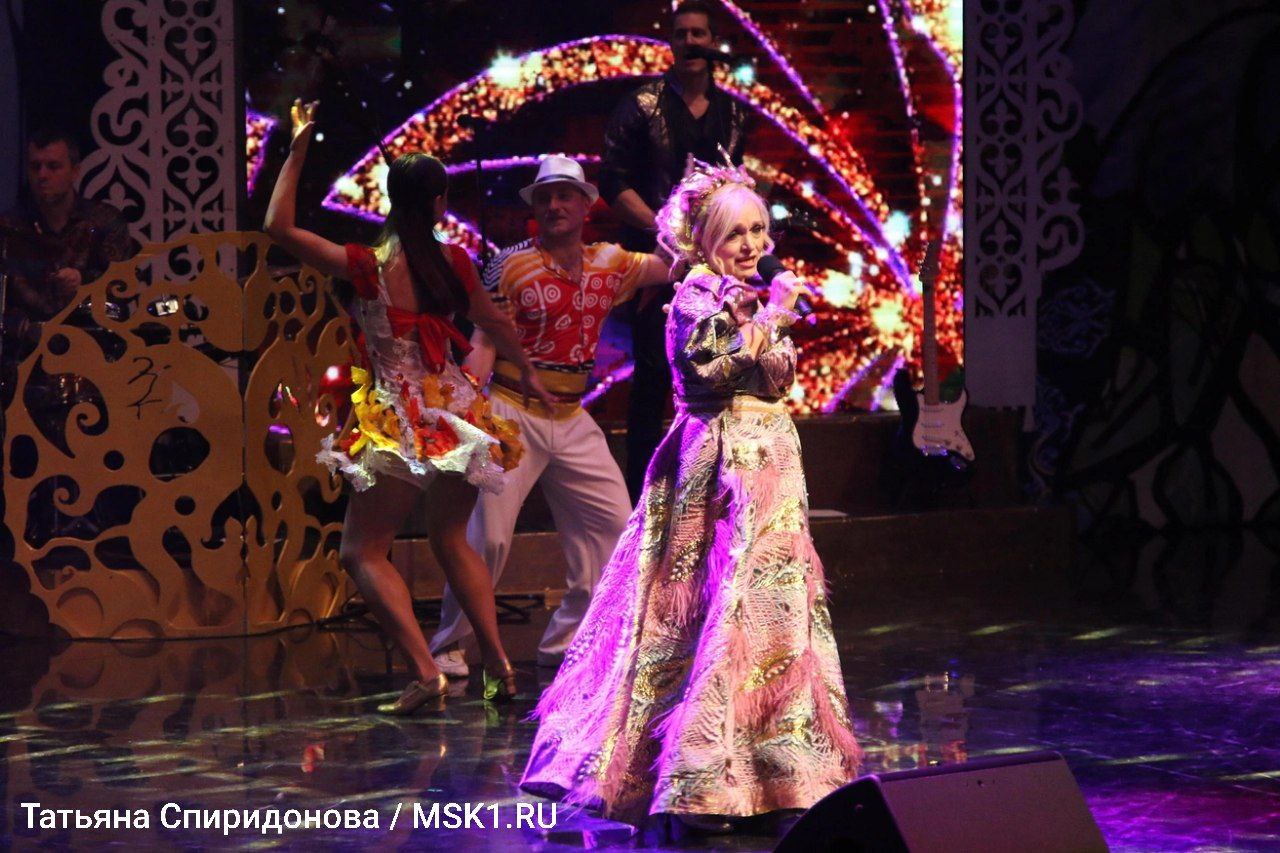 1,8 млн рублей от Кадышевой требует «Дворец спорта» в Петербурге