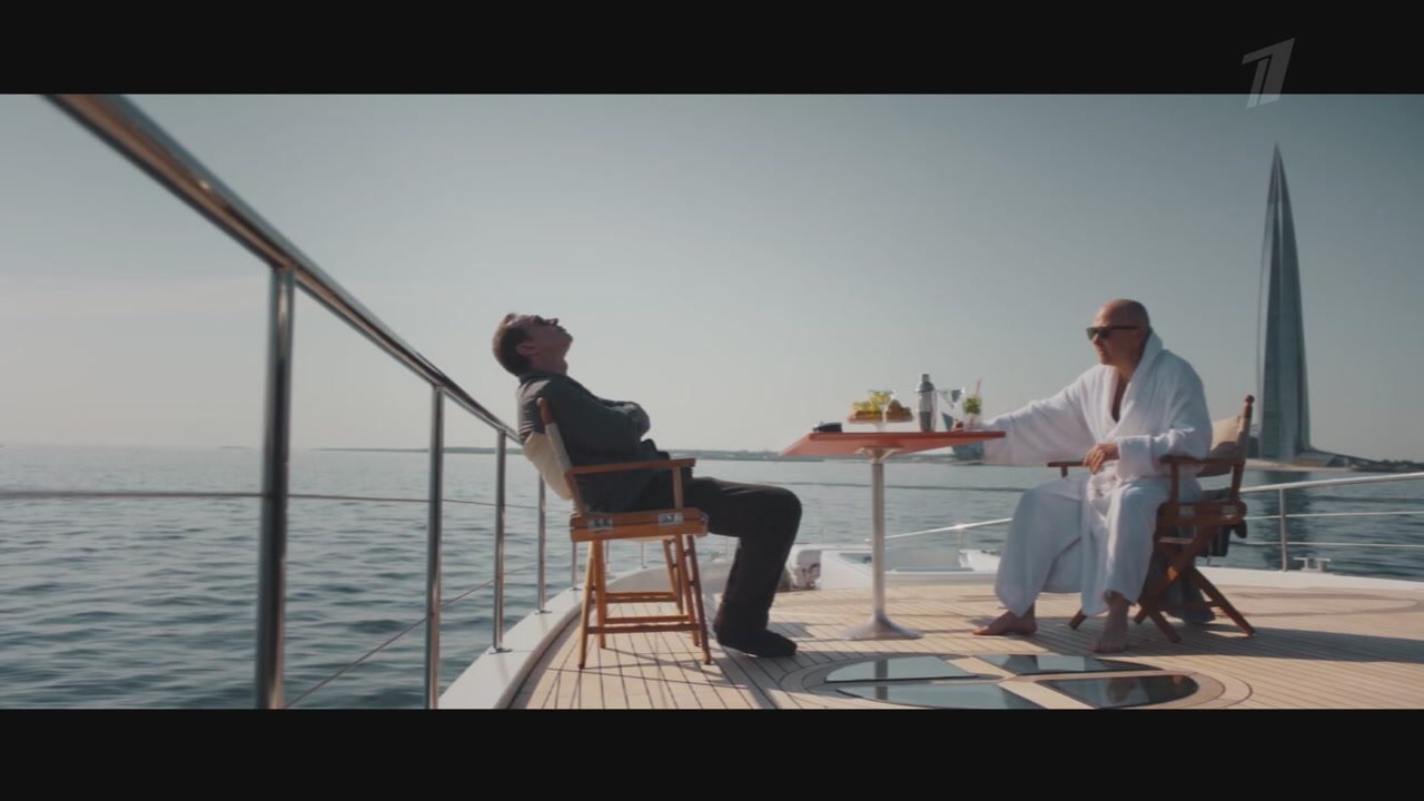 В Александринском театре Санкт-Петербурга прошла премьера фильма «Авиатор»