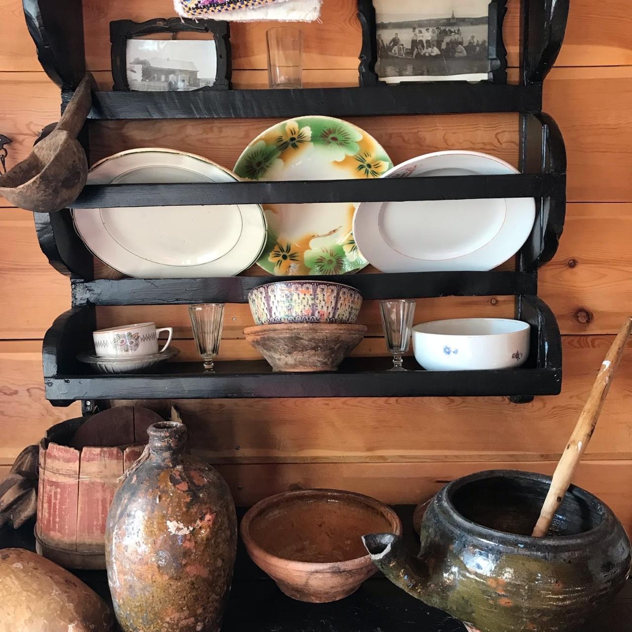 Живую историю,. хранят три музея в старинном поморском селе Варзуга Живую историю,. хранят три музея в старинном поморском селе Варзуга