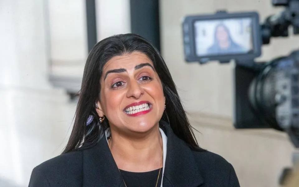 Лучик здравомыслия: Лондон наконец-то берется за ум в миграционном вопросе