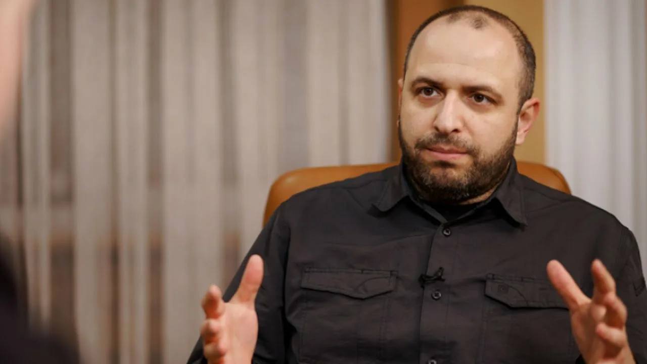 Бегство «смотрящего»: экс-глава СНБО Умеров отказался возвращаться на Украину