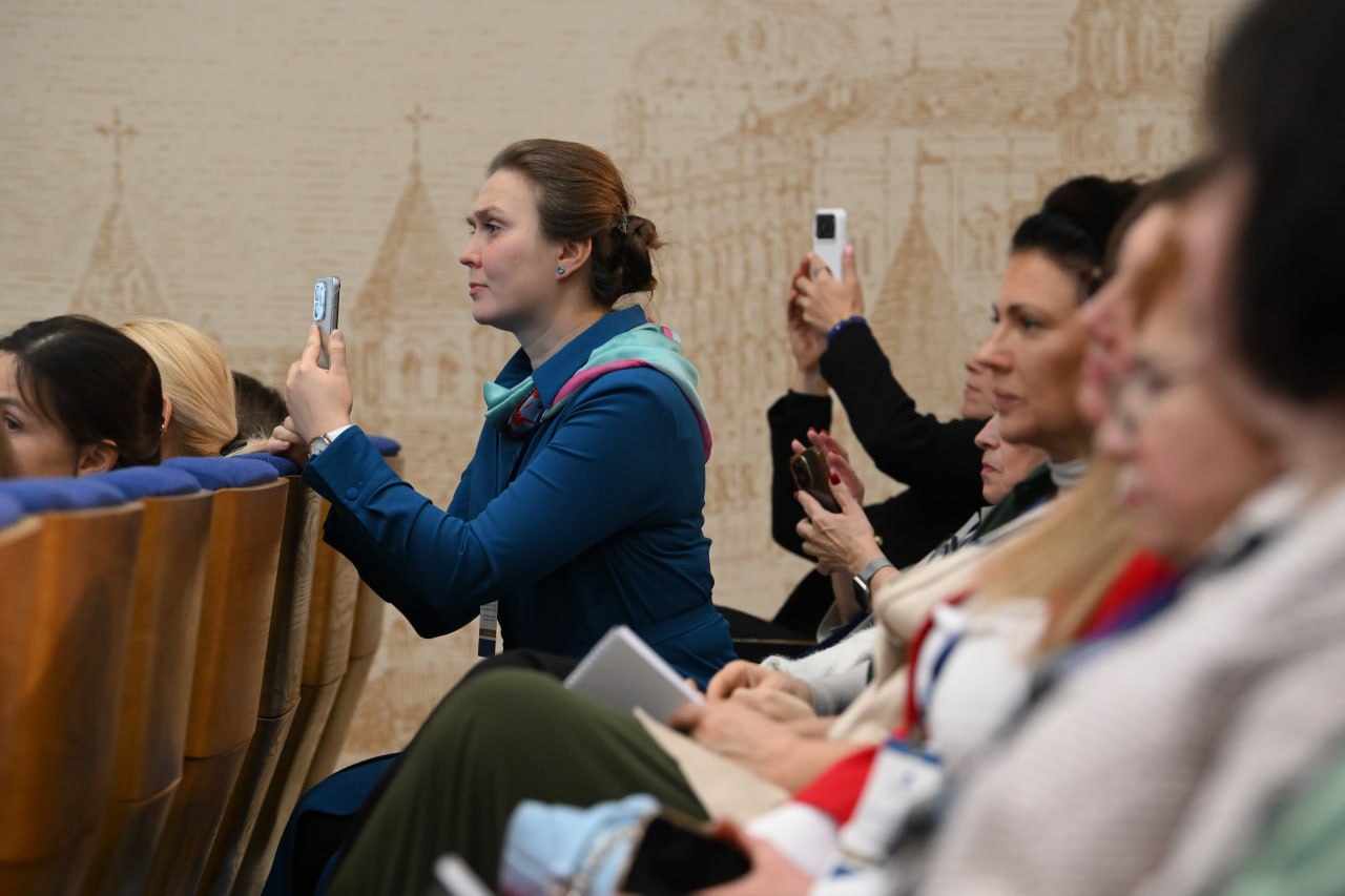 Константин Малофеев: Сегодня 15-летие со дня своего возрождения отметил Союз православных женщин Константин Малофеев: Сегодня 15-летие со дня своего возрождения отметил Союз православных женщин