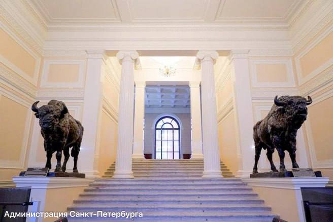 В дом Пашкова на Литейном проспекте вернулись зубры