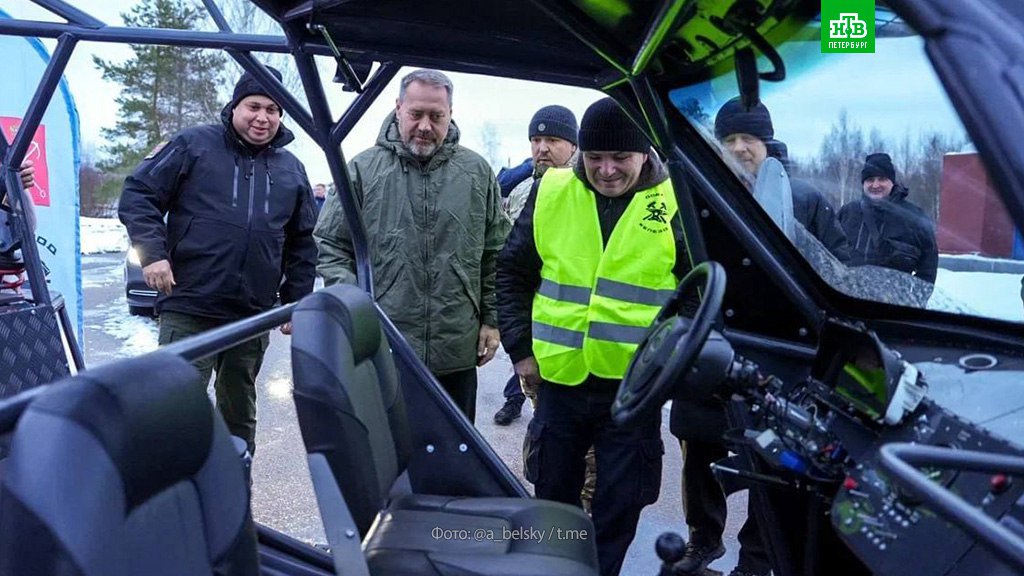 Спикер ЗакСа Александр Бельский протестировал багги «Тачанка», собранный специально для бойцов Ленинградского полка в зоне СВО Спикер ЗакСа Александр Бельский протестировал багги «Тачанка», собранный специально для бойцов Ленинградского полка в зоне СВО
