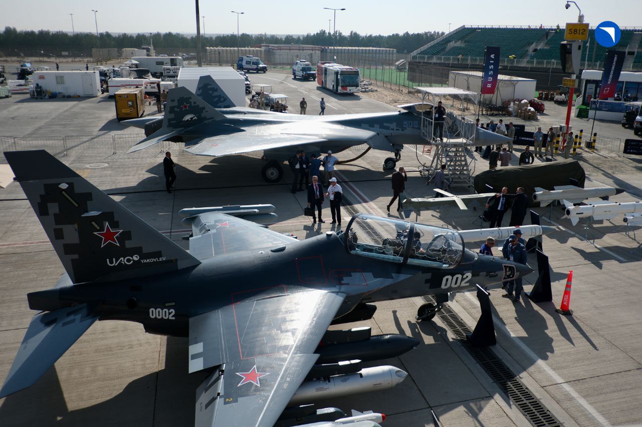 Ну, поехали!. Первый день работы выставки Dubai Airshow 2025 Ну, поехали!. Первый день работы выставки Dubai Airshow 2025