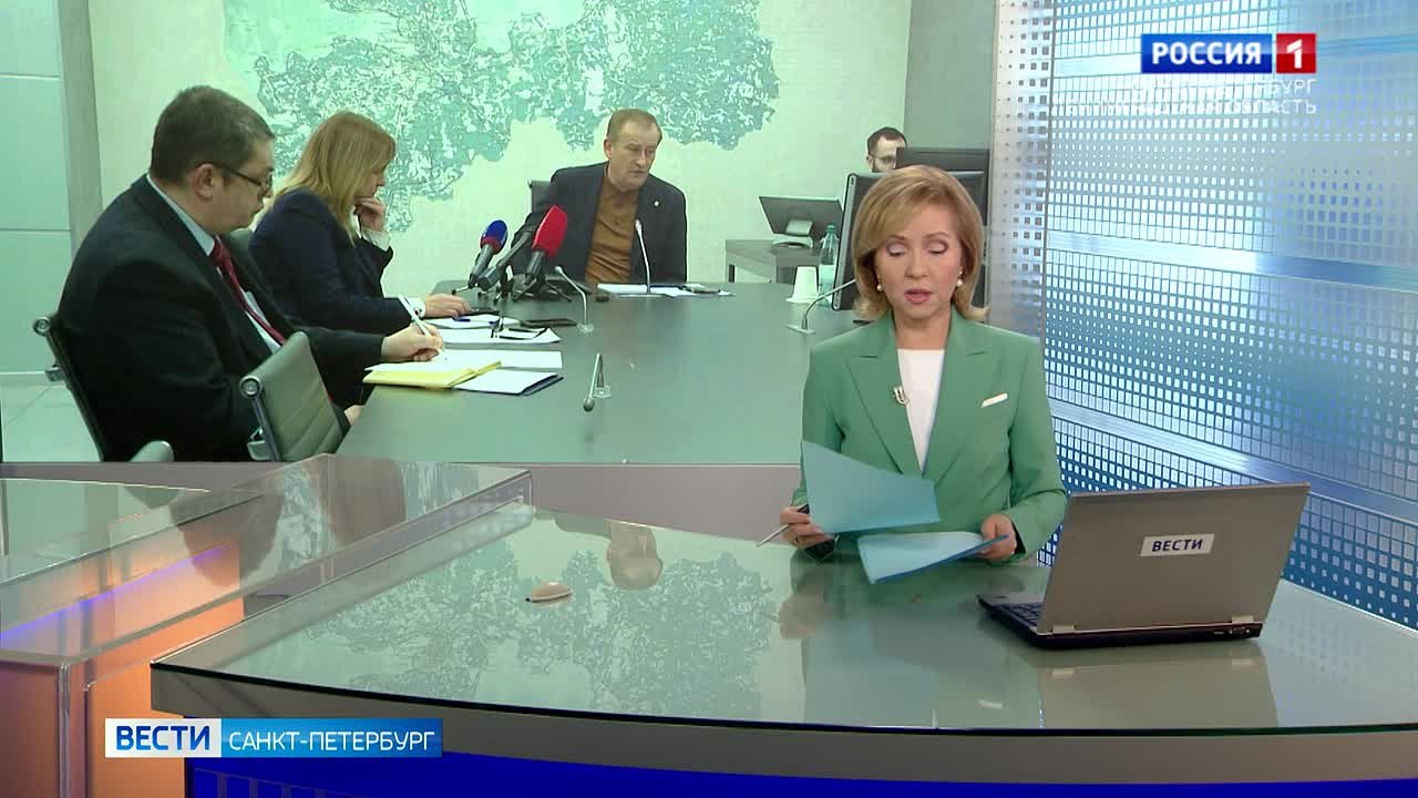 Александр Дрозденко провел телефонную линию с жителями Ленобласти