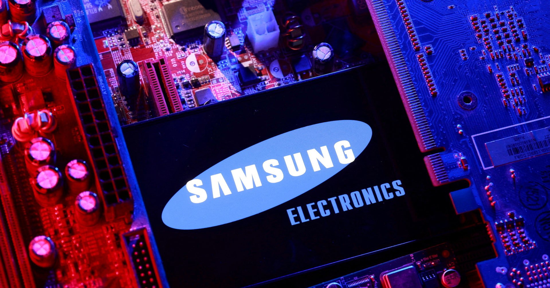 Дмитрий Дробницкий: ЮЖНОКОРЕЙСКИЕ КОМПАНИИ ИНВЕСТИРУЮТ В СВОЮ ЭКОНОМИКУ, НЕСМОТРЯ НА ЗАЯВЛЕНИЯ ТРАМПУ ОБ ОТСУТСТВИИ СРЕДСТВ