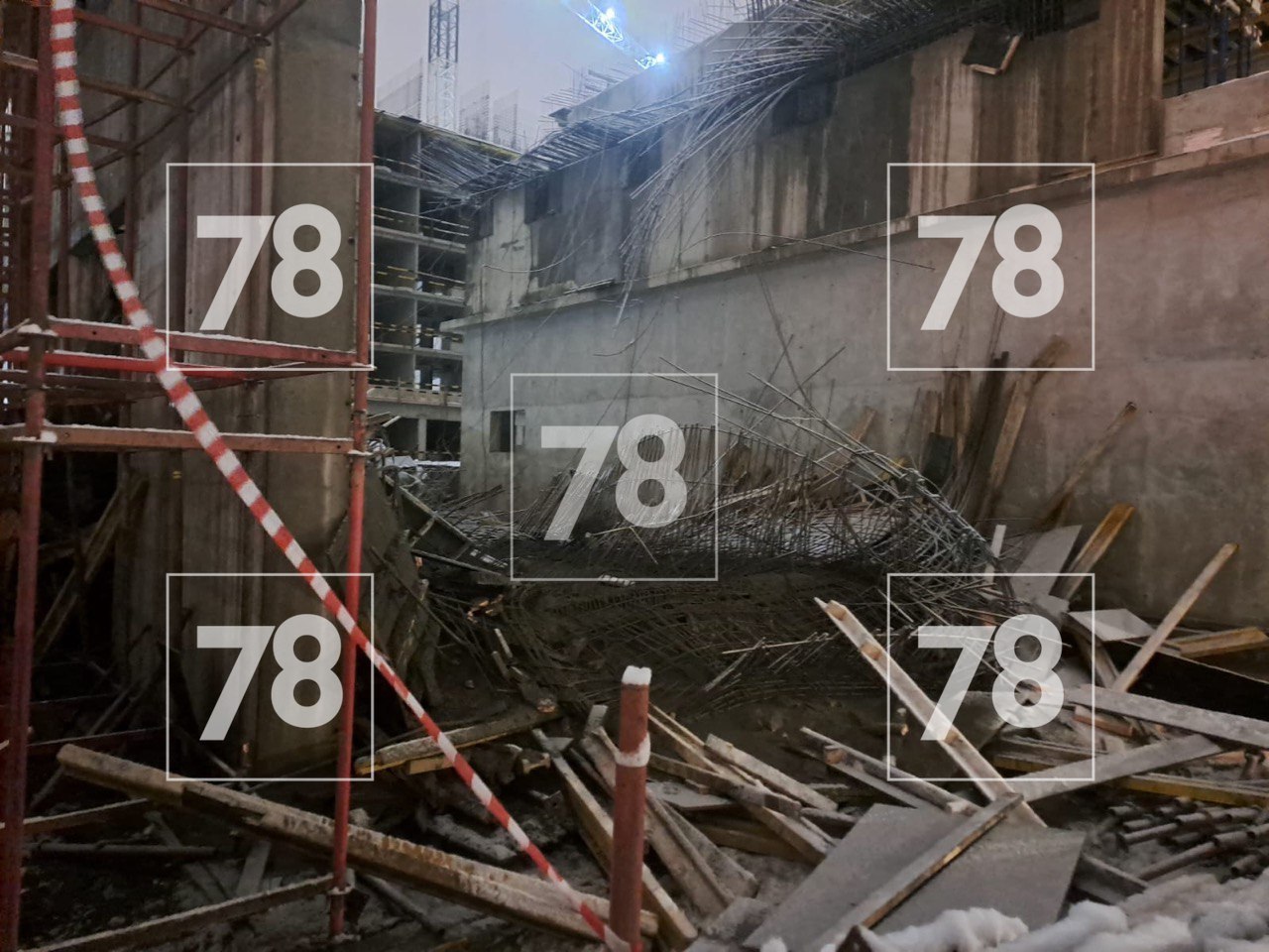 В распоряжении оказались эксклюзивные кадры после обрушения на стройке в «Чкаловской»