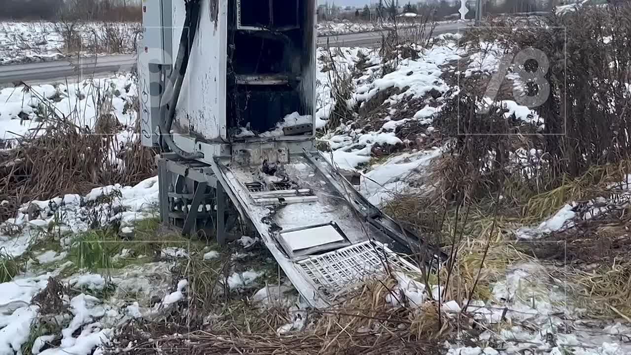 Вышку сотовой связи пытались поджечь в Колпино
