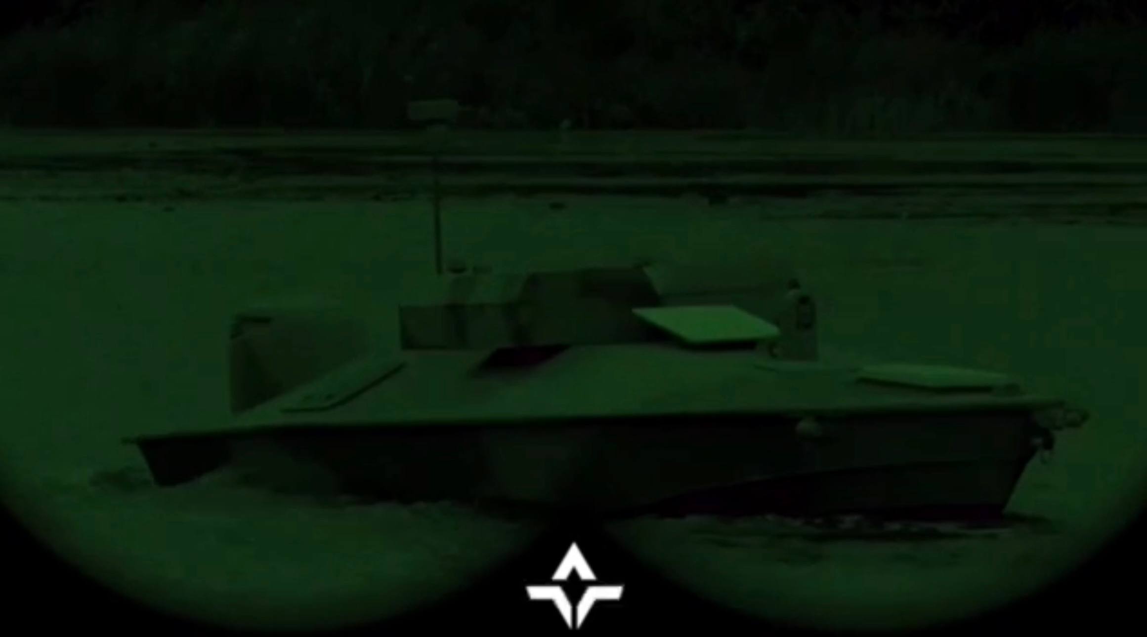 В The Times опубликована статья об операции «Черноморского легиона» из состава спецподразделения «Феррата» ГУР, позволяющая оценить тактику применения БЭК семейства «Катран» и проделывания коридоров для БЭК семейства «Magura» В The Times опубликована статья об операции «Черноморского легиона» из состава спецподразделения «Феррата» ГУР, позволяющая оценить тактику применения БЭК семейства «Катран» и проделывания коридоров для БЭК семейства «Magura»