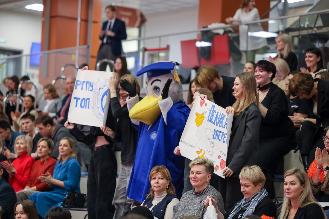 В Санкт Петербурге прошел четвертый сезон избирательного КВН В Санкт Петербурге прошел четвертый сезон избирательного КВН