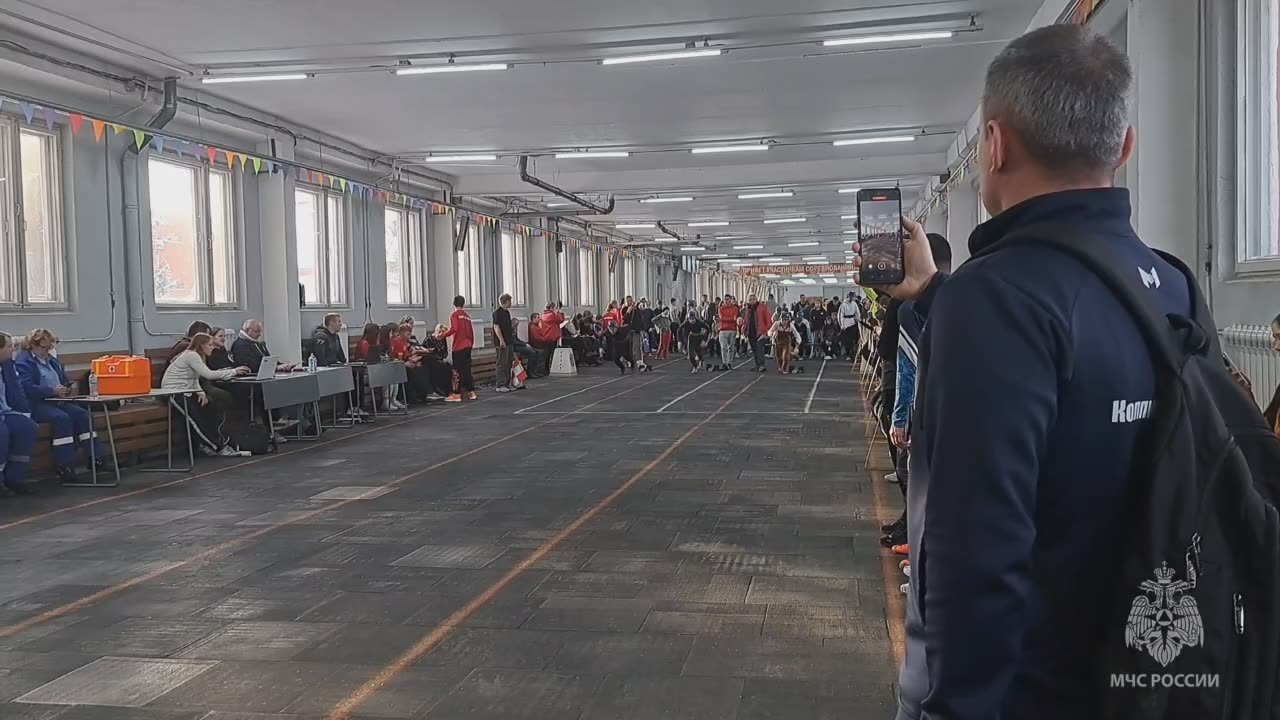 В Петербурге определили сильнейшую команду среди дружин юных пожарных