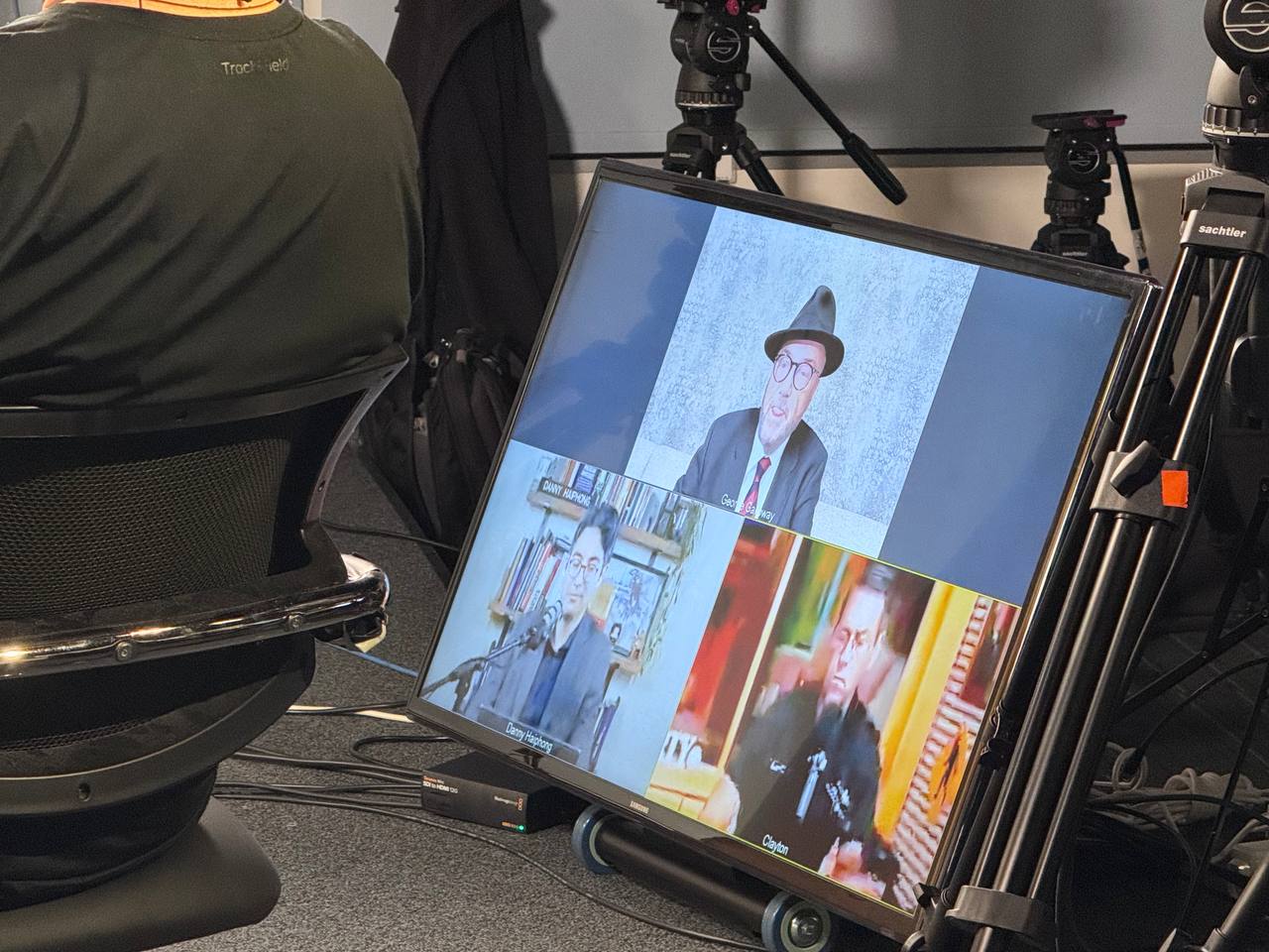 Аббас Джума: Наш Клуб Народного Единства продолжает работать в прямом эфире Аббас Джума: Наш Клуб Народного Единства продолжает работать в прямом эфире