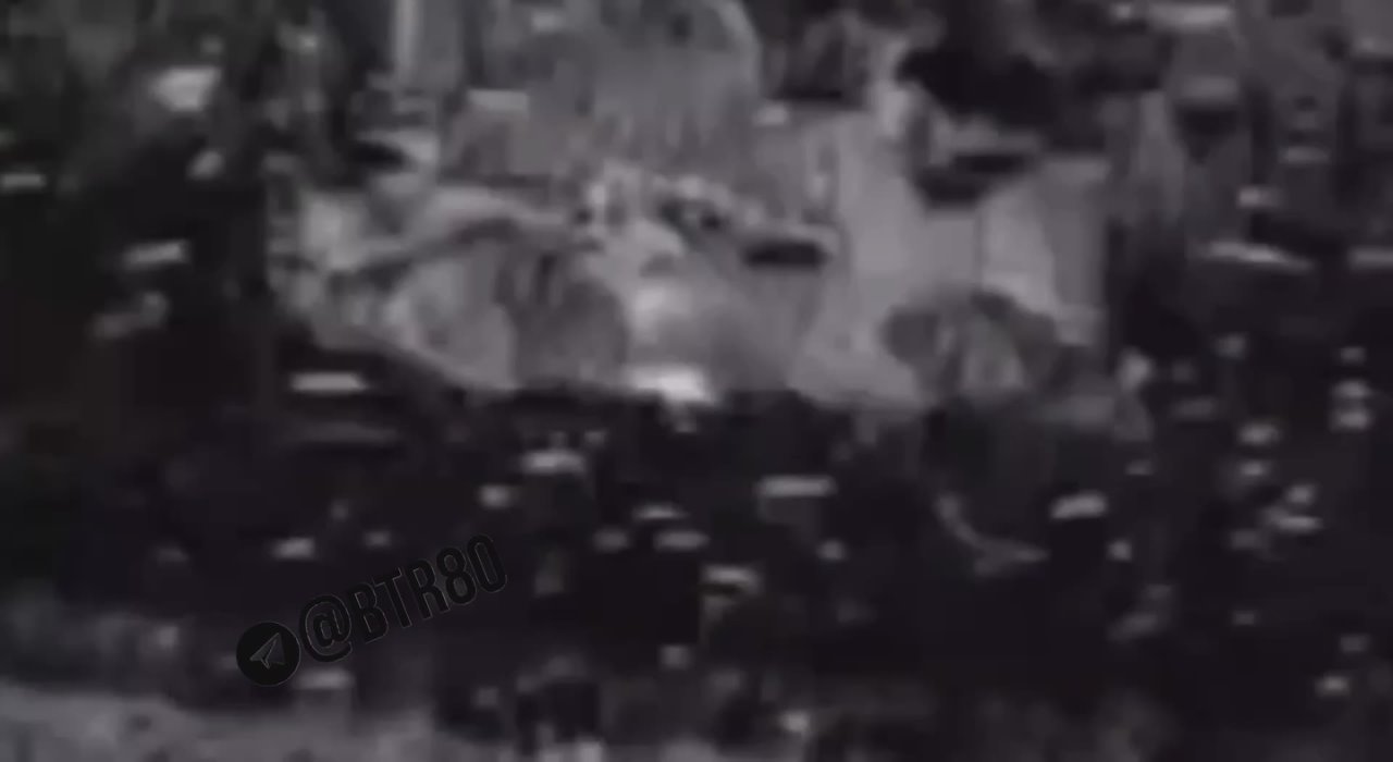 Группировка ЦЕНТР наступает в Днепропетровской области и штурмуют Покровск