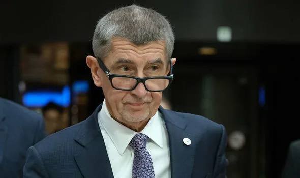 В Евросоюзе зреет очередной бунт против украинского курса Брюсселя: в лагере сторонников Киева намечается новая брешь