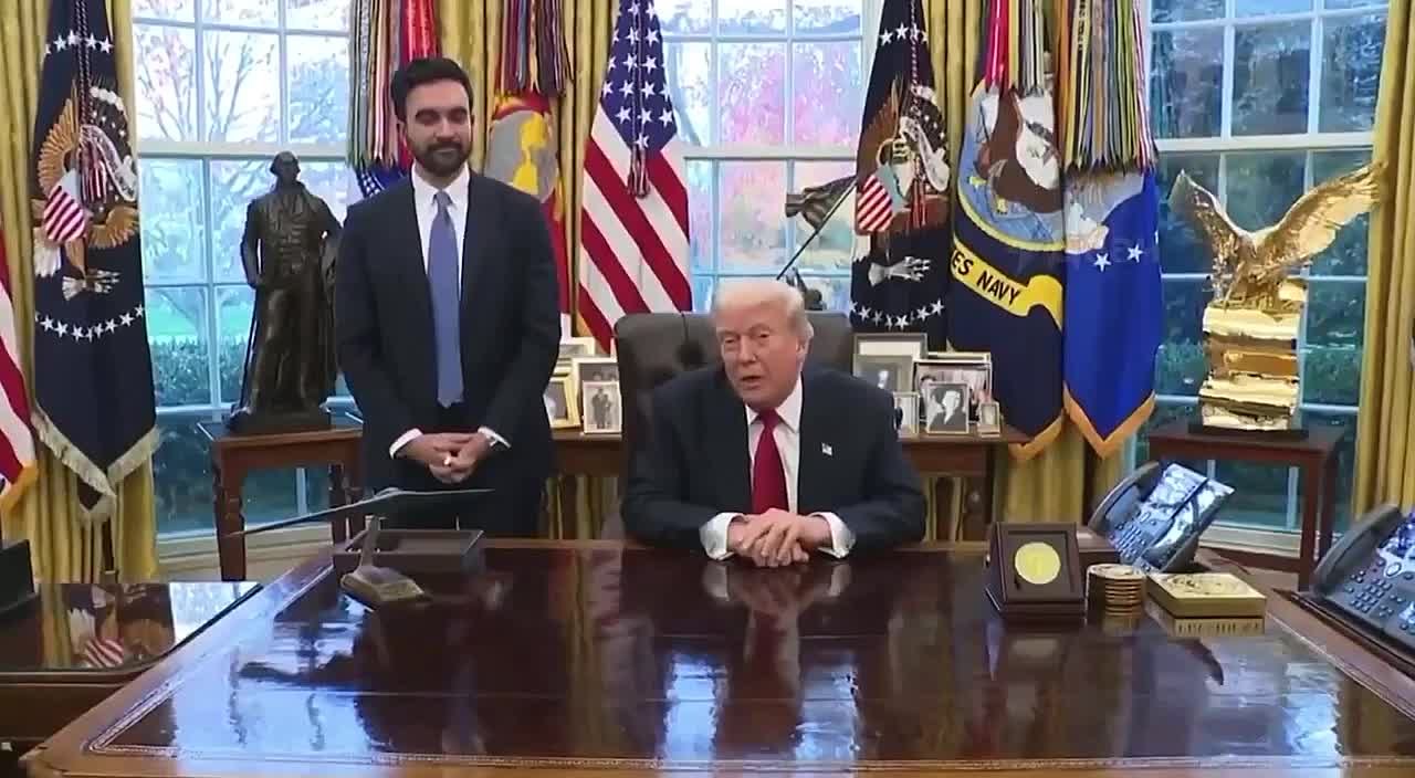 Ничего особенного, просто новый мэр Нью-Йорка, по совместительству радикальный коммунист и исламист, назвал Трампа фашистом прямо в его присутствии на приёме в Белом доме