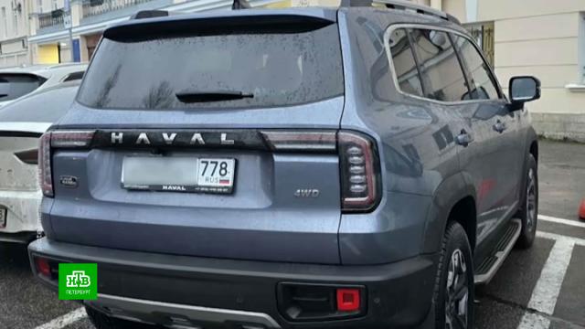 Петербургским автовладельцам стали выдавать госномера 778-й серии