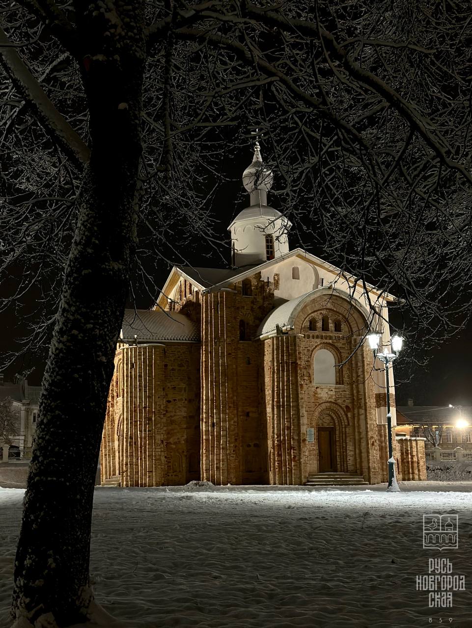 Заснеженный Новгород -. то, что надо вечером понедельника Заснеженный Новгород -. то, что надо вечером понедельника