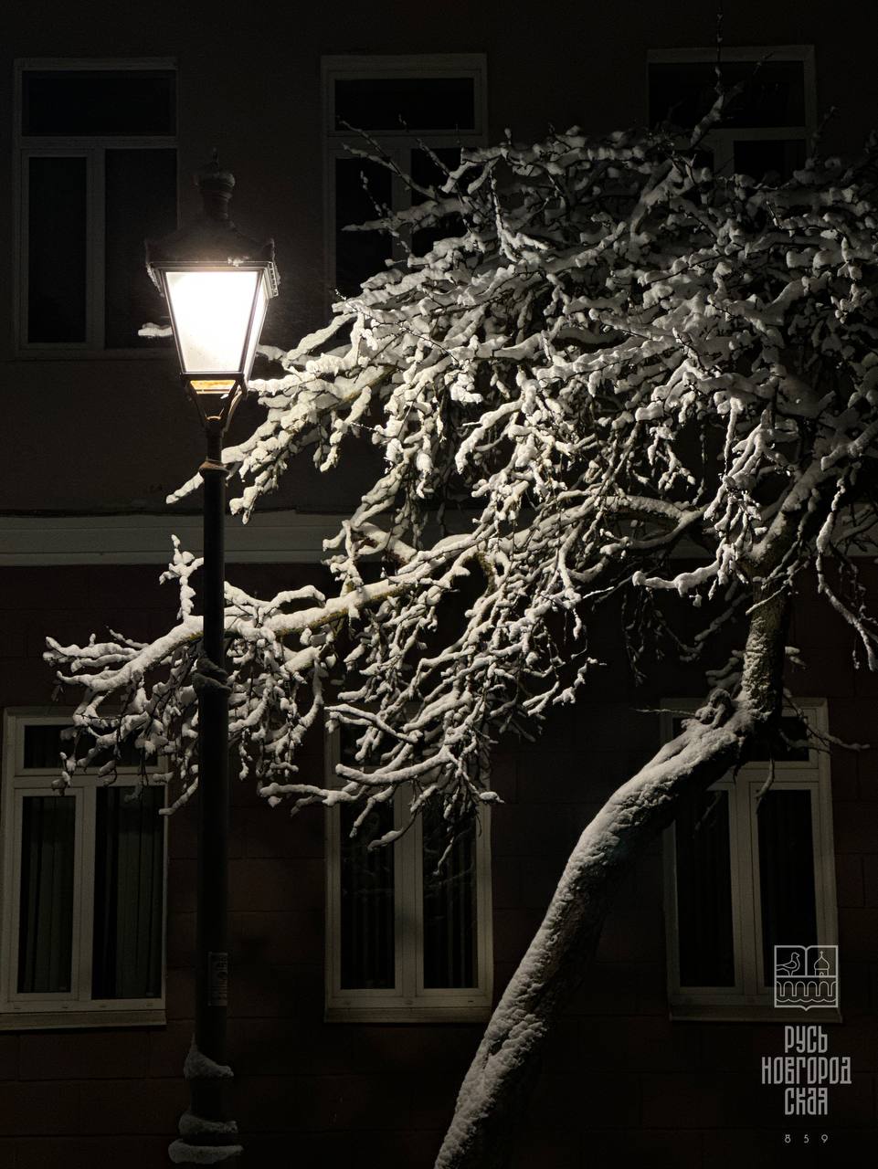 Заснеженный Новгород -. то, что надо вечером понедельника Заснеженный Новгород -. то, что надо вечером понедельника