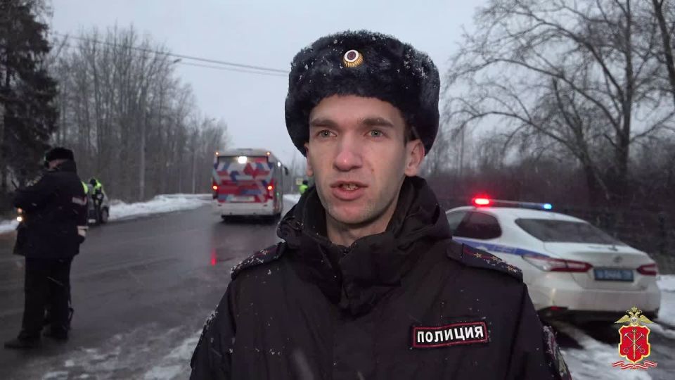 �����������:������� ��������� 3-��� ������ ���������� �� ��� ������ �� �����-���������� � ������������� �������, ������� ������� ������ �������