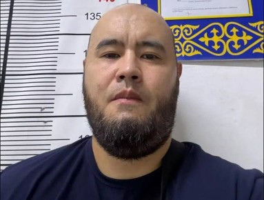 Захар Прилепин: ОДНИМ НАШИМ МЕНЬШЕ. Пророссийский блогер Аслан Толегенов осуждён в Казахстане: ему дали 3,9 лет по статье о разжигании межнациональной розни