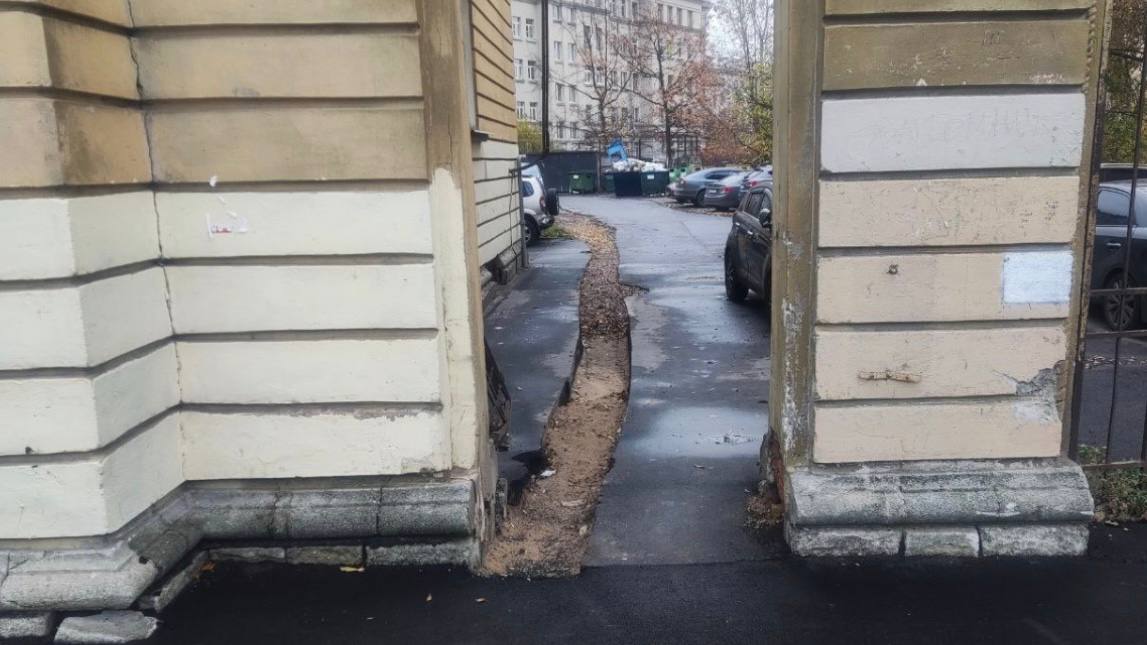 Прокуратура выявила нарушения сроков проведения земляных работ Прокуратура выявила нарушения сроков проведения земляных работ