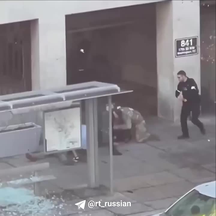 Подозреваемый стрельбы в Вашингтоне возле белого дома задержан