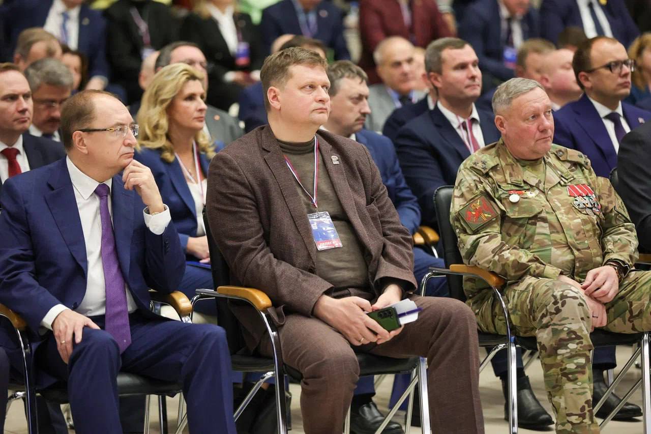 Провели сороковую Конференцию петербургского реготделения «Единой России» Провели сороковую Конференцию петербургского реготделения «Единой России»