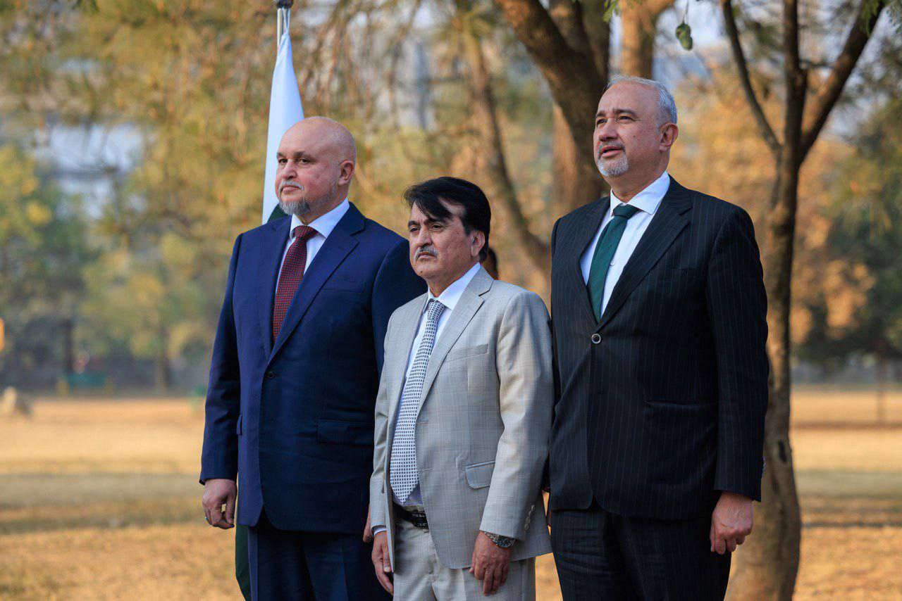 В Исламабаде открыт памятник первому космонавту Юрию Гагарину В Исламабаде открыт памятник первому космонавту Юрию Гагарину