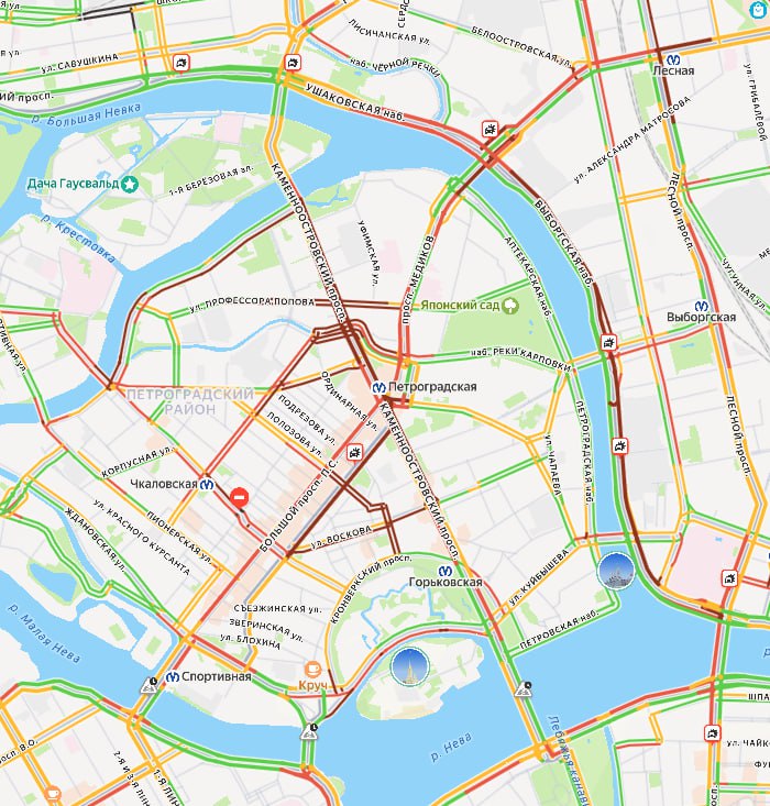 Петроградская сторона побагровела от пробок Петроградская сторона побагровела от пробок