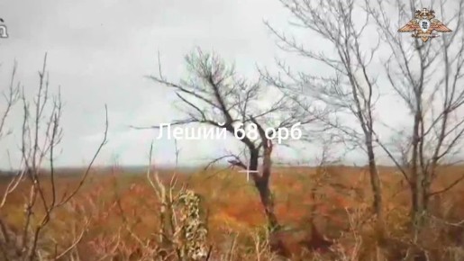 Операторы FPV-дронов 68 отдельного разведывательного батальона 20 мотострелковой дивизии 8 гвардейской общевойсковой армии в районе н.п. Софиевка уничтожили две антенны БПЛА ВСУ, применявшиеся для управления беспилотниками и...