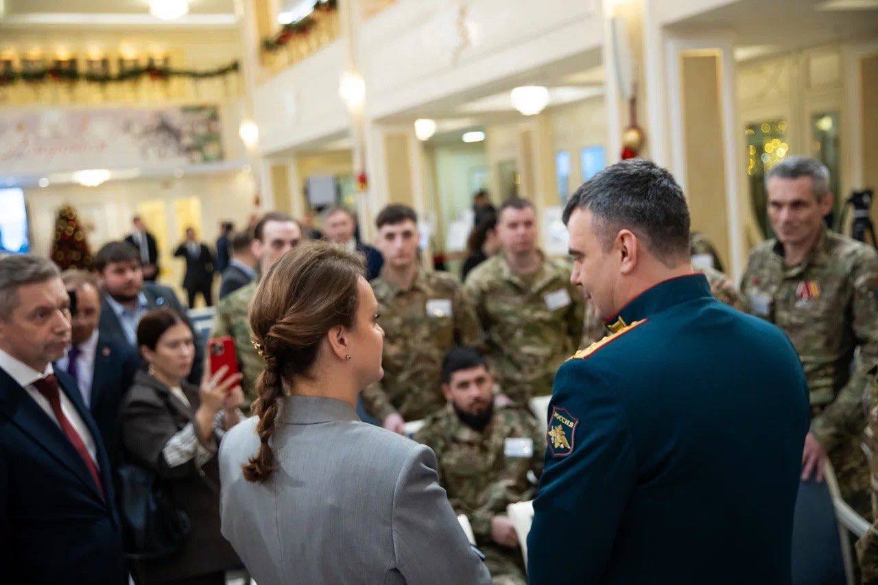Анна Цивилева: Сегодня Государственный фонд «Защитники Отечества», госкорпорация «Ростех» и семь российских регионов подписали соглашения о сотрудничестве в Совете Федерации Анна Цивилева: Сегодня Государственный фонд «Защитники Отечества», госкорпорация «Ростех» и семь российских регионов подписали соглашения о сотрудничестве в Совете Федерации