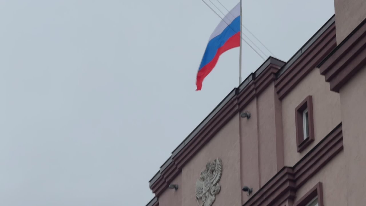 В Петербурге аферист оставил участника СВО без протеза и денег