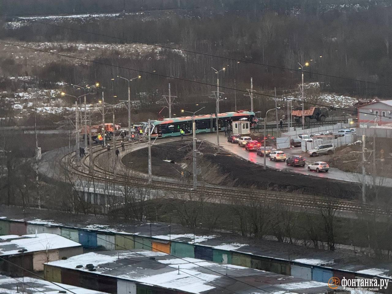 Трамвай «Славянка» проехал свой первый маршрут в Купчино, поделился с нами кадрами читатель Трамвай «Славянка» проехал свой первый маршрут в Купчино, поделился с нами кадрами читатель