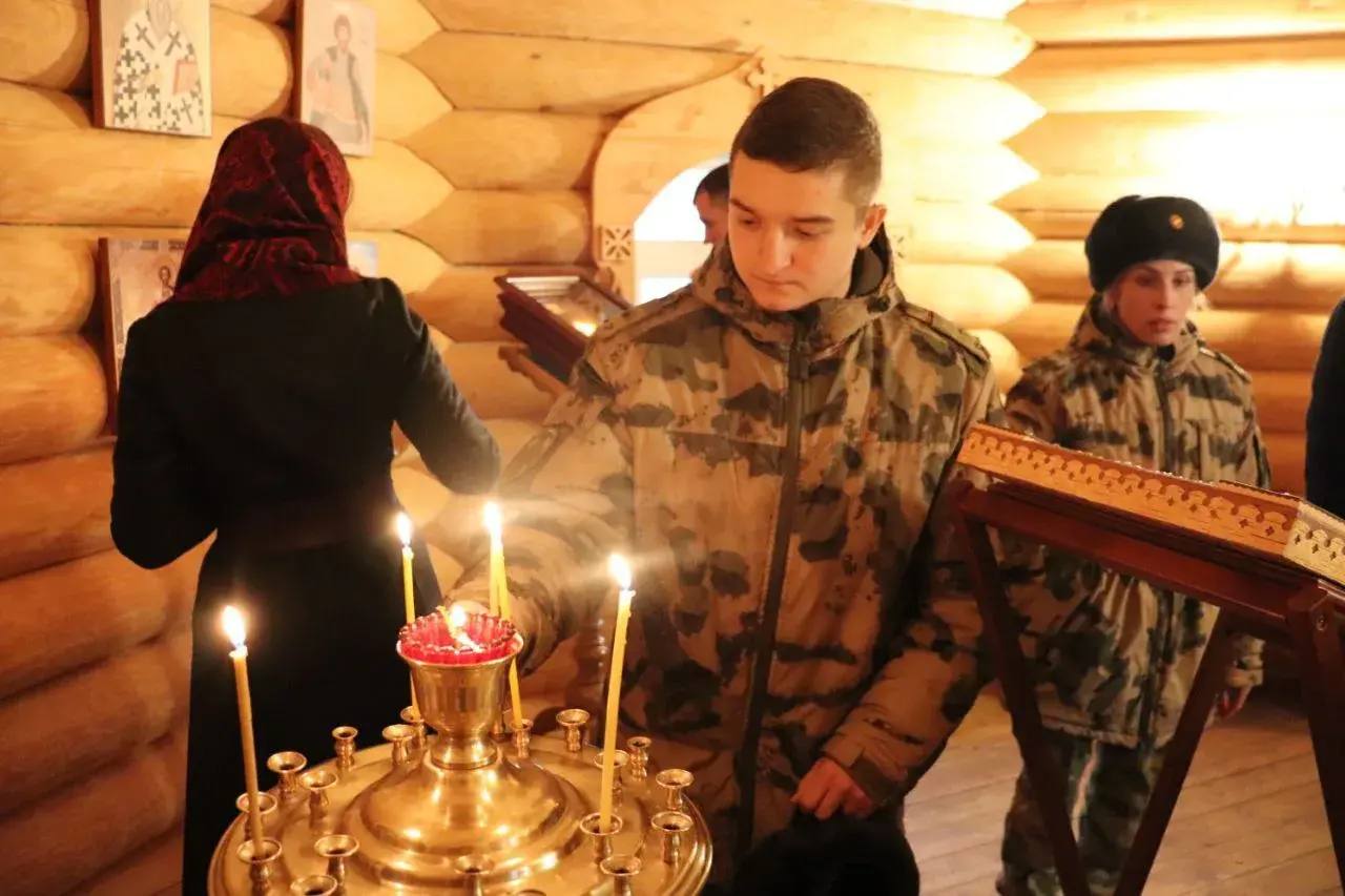 Уникальные православные святыни переданы Центру инженерно-технического обеспечения Росгвардии Уникальные православные святыни переданы Центру инженерно-технического обеспечения Росгвардии