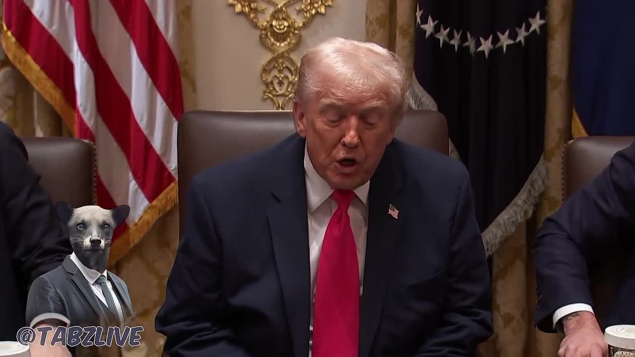 Михаил Онуфриенко: Трамп заявил, что США скоро начнут наносить удары по наркоторговцам "на земле"