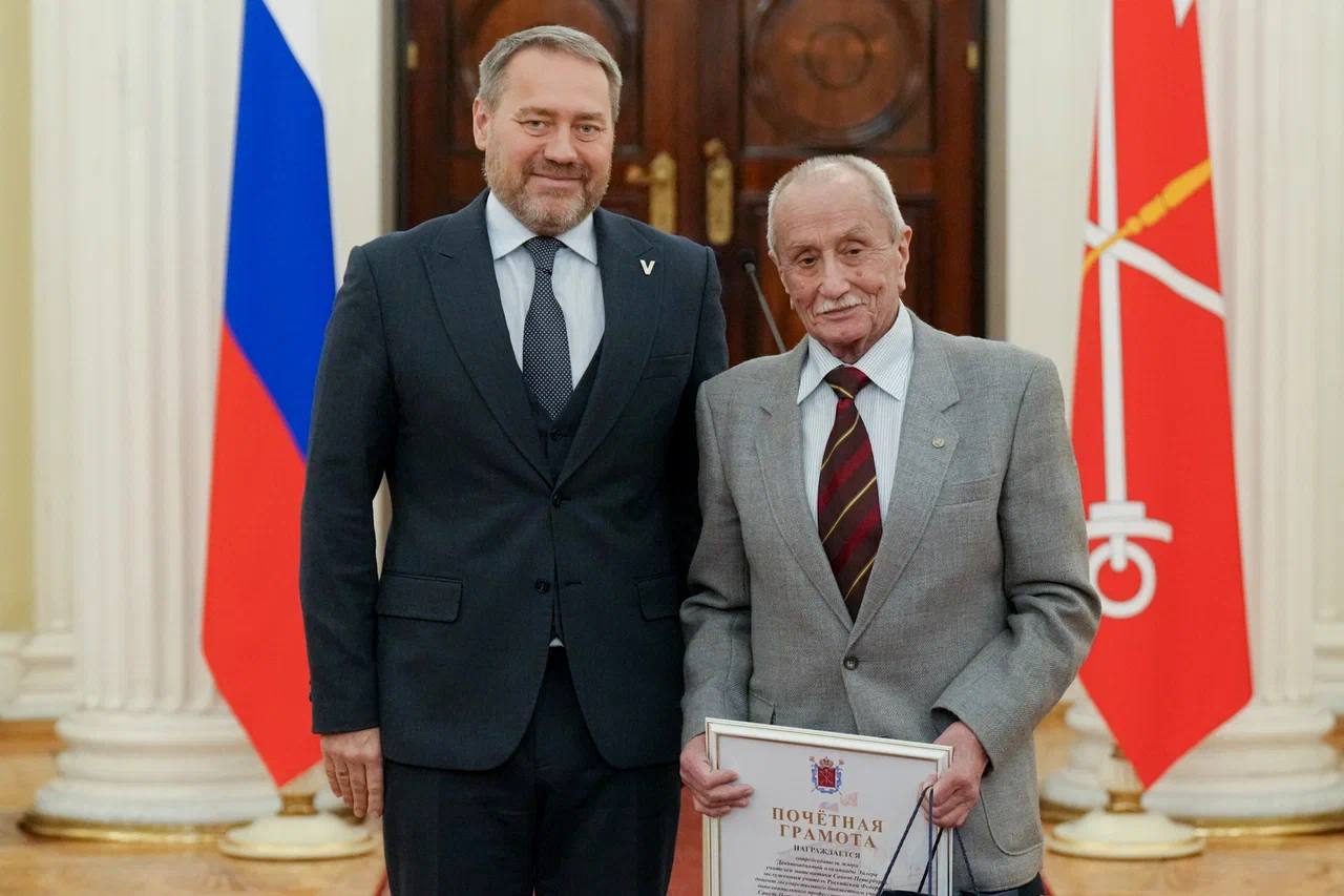 Наградили победителей и призеров Олимпиады Эйлера — учителей математики Наградили победителей и призеров Олимпиады Эйлера — учителей математики