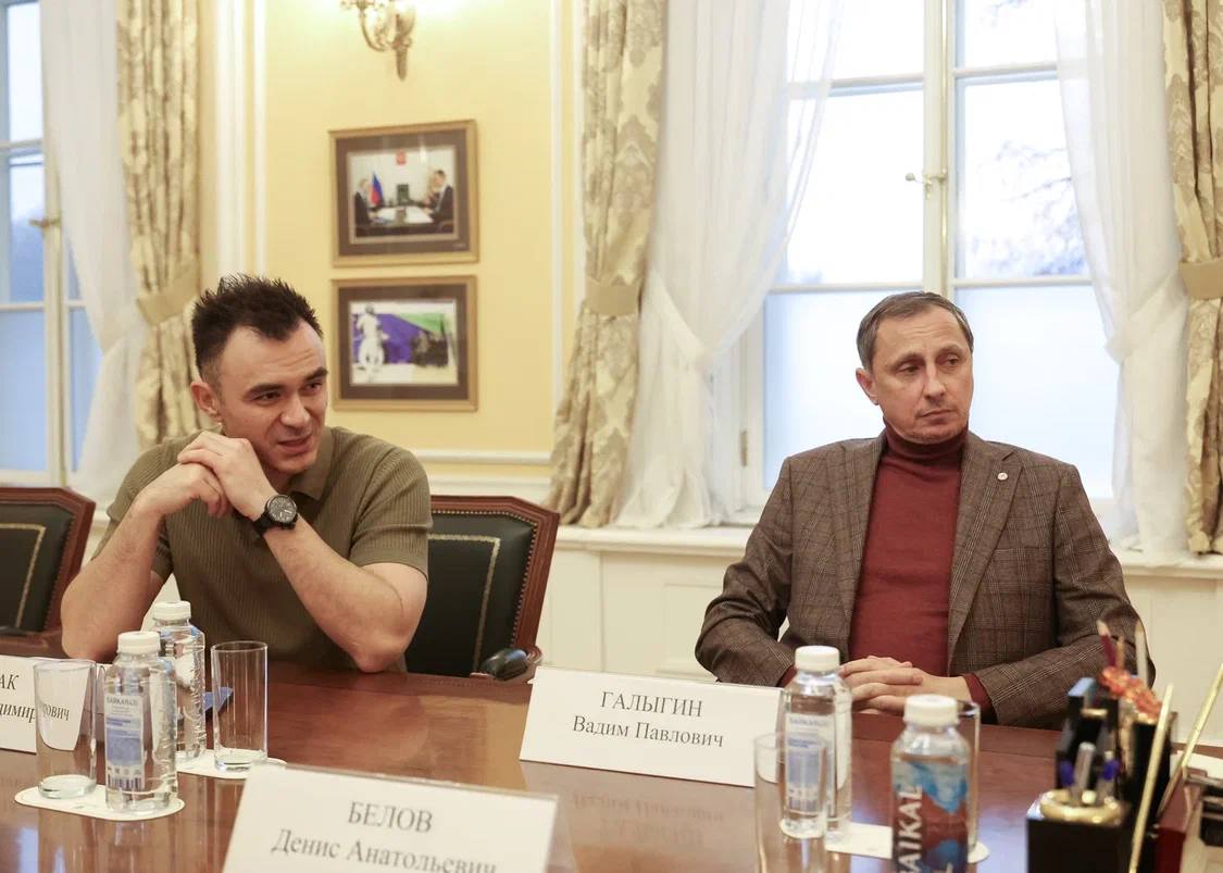 Михаил Дегтярёв: С предложением провести первые международные соревнования по дрифту в России в Минспорт обратилась инициативная группа во главе с идейным вдохновителем – телеведущим Вадимом Галыгиным Михаил Дегтярёв: С предложением провести первые международные соревнования по дрифту в России в Минспорт обратилась инициативная группа во главе с идейным вдохновителем – телеведущим Вадимом Галыгиным