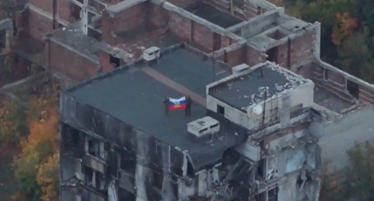 Александр Коц: Русские флаги по всему Красноармейску Александр Коц: Русские флаги по всему Красноармейску