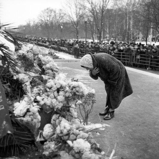 Александр Коц: ВЕЧЕРНИЙ ЗВОН:. третий тост уходящего дня Александр Коц: ВЕЧЕРНИЙ ЗВОН:. третий тост уходящего дня