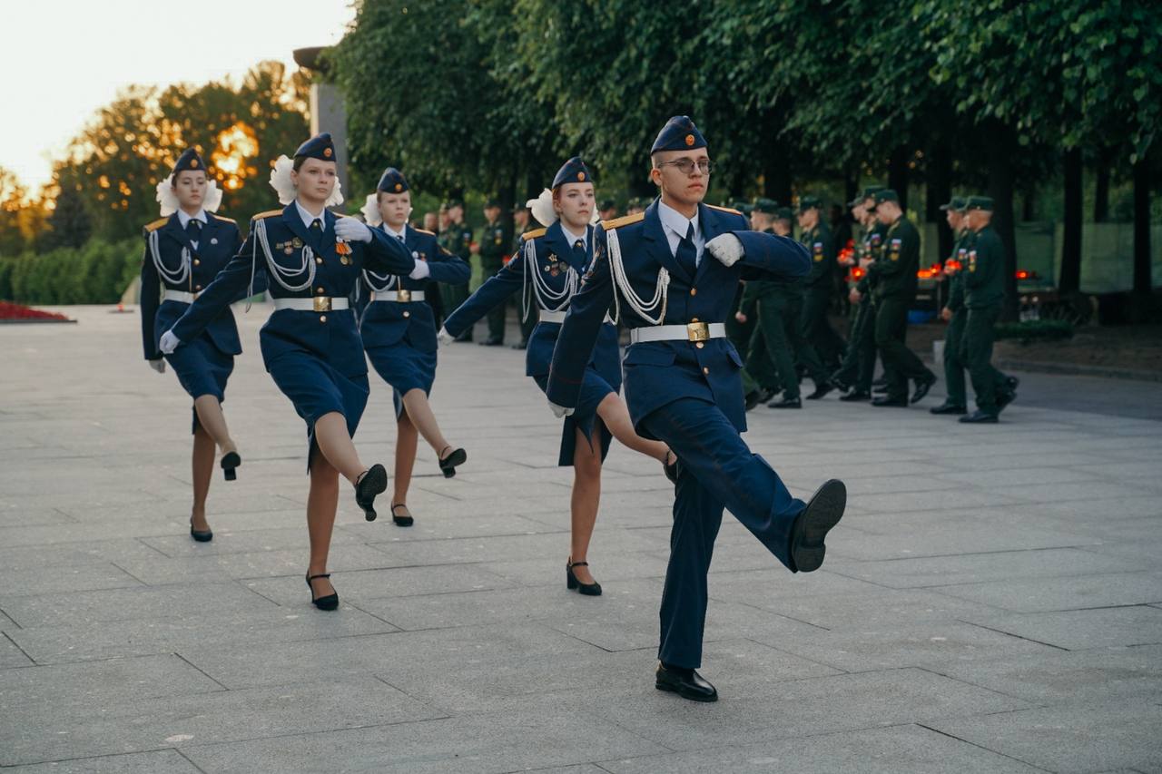 Александр Беглов: Два года назад, в День Неизвестного солдата, мы открыли в Петербурге постоянный Пост № 1 Александр Беглов: Два года назад, в День Неизвестного солдата, мы открыли в Петербурге постоянный Пост № 1