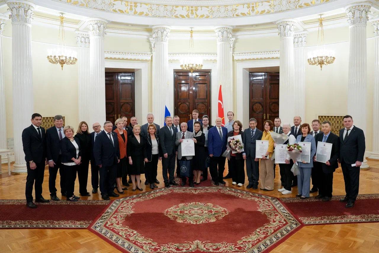 Наградили победителей и призеров Олимпиады Эйлера — учителей математики