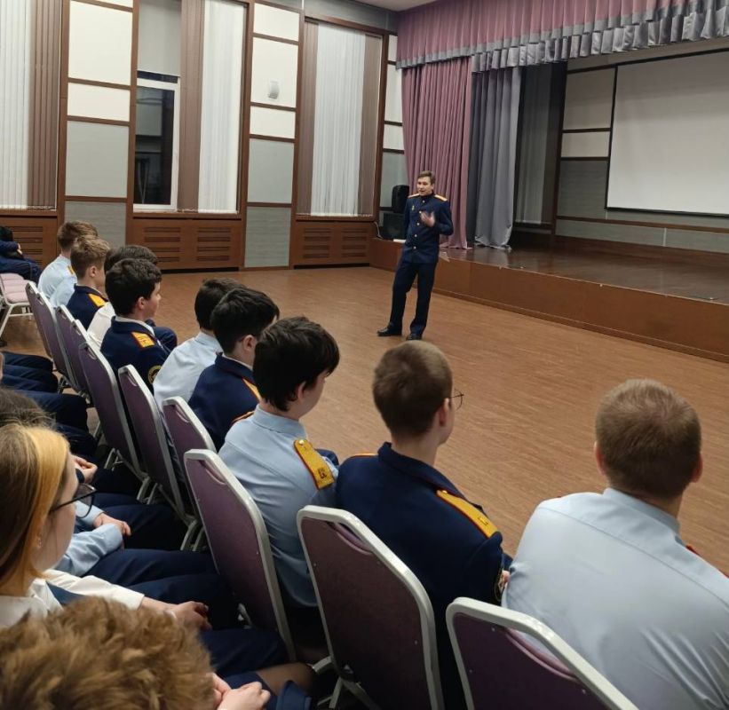 � �����-���������� ������������ �������� ���� �������� ����������� � �����