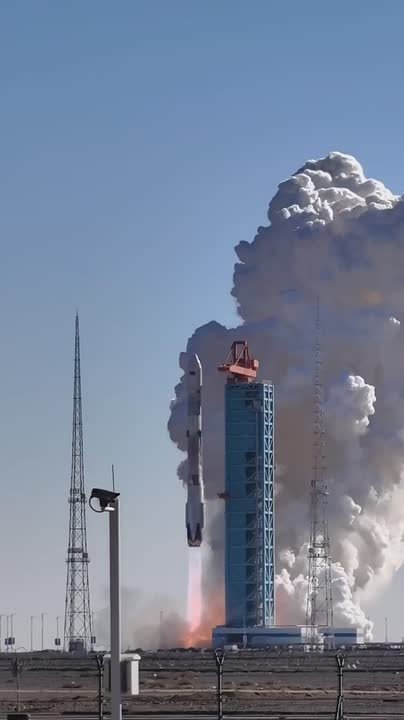 Неудачный запуск многоразовой китайской ракеты-носителя «Чжуцюэ-3»