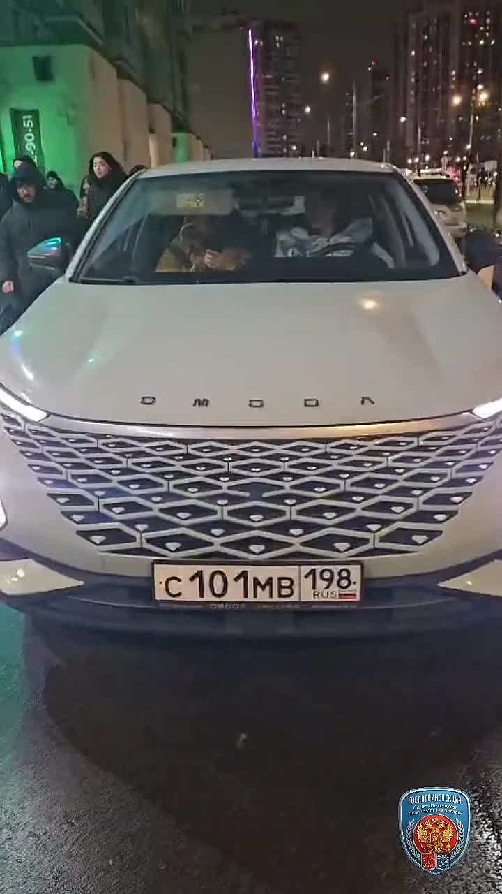 Тротуар – не место для машины