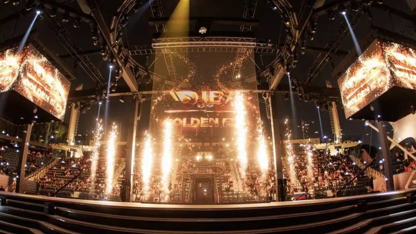 Два майора: Мягкая сила через бокс. Добро должно быть с кулаками Два майора: Мягкая сила через бокс. Добро должно быть с кулаками