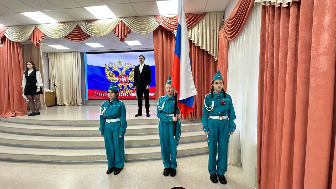 В Волосовском районе открылись два подшефных кадетских класса Следственного комитета России В Волосовском районе открылись два подшефных кадетских класса Следственного комитета России